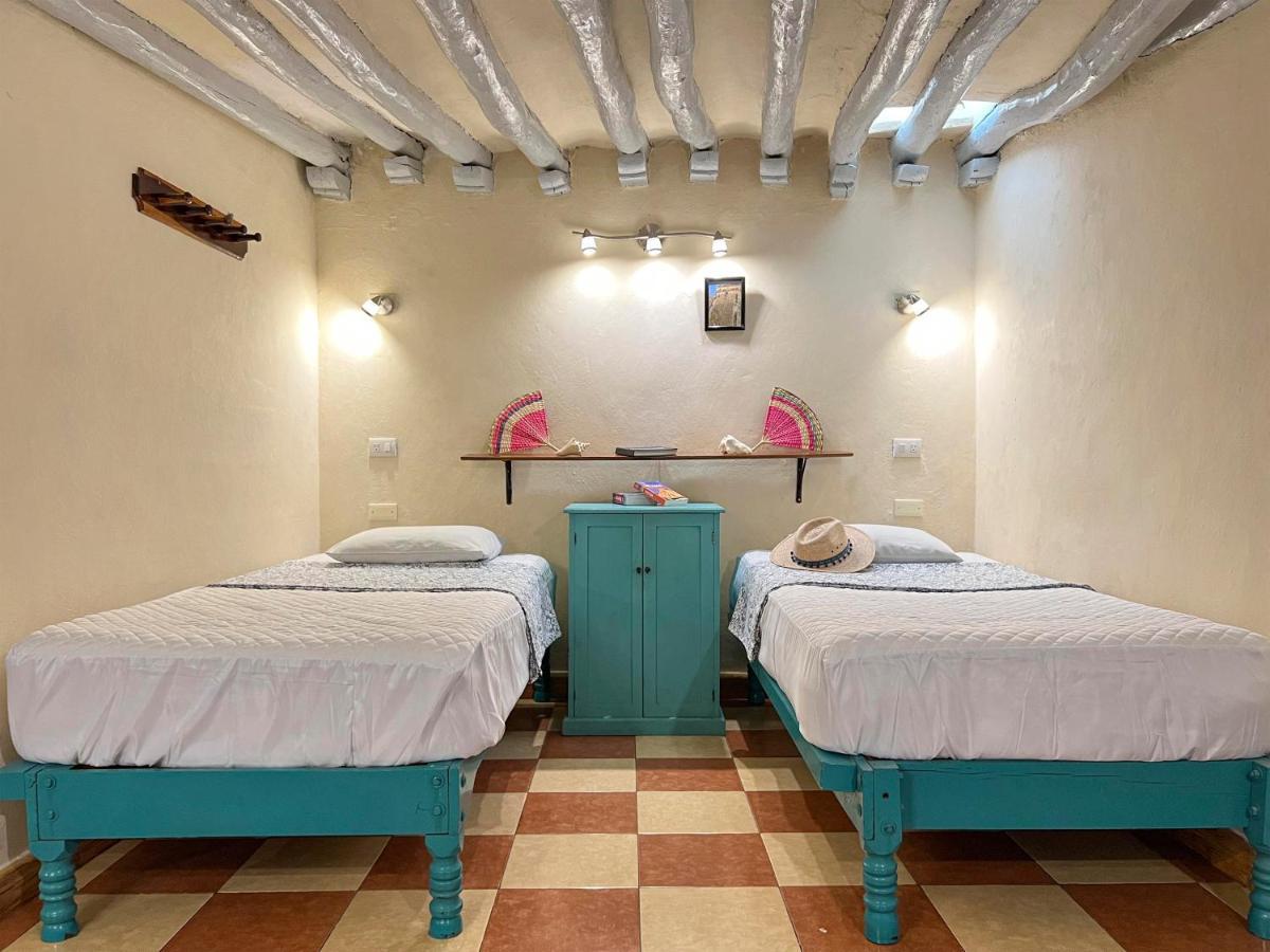 Hostel Candelaria Valladolid  Luaran gambar