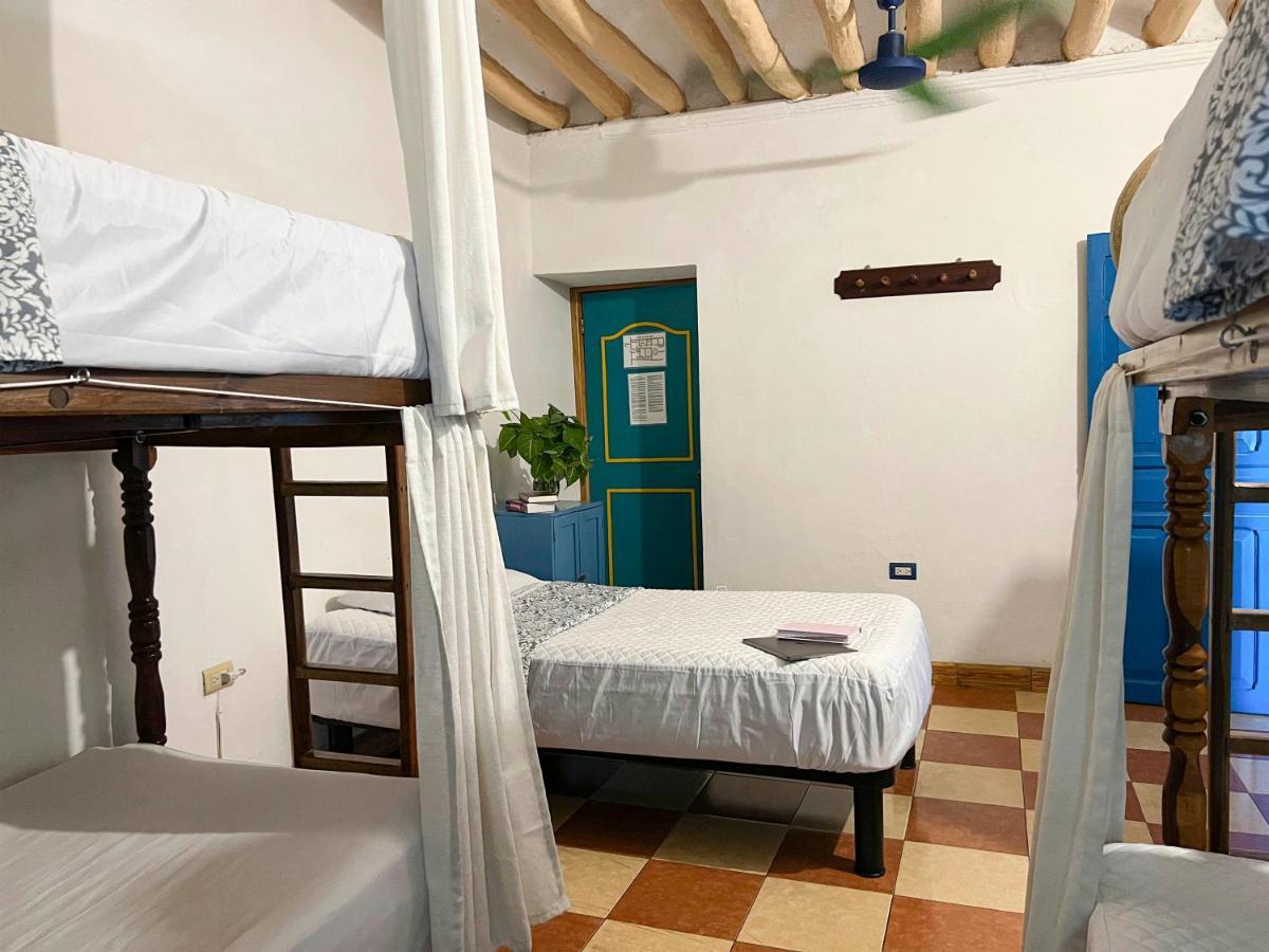 Hostel Candelaria Valladolid  Luaran gambar