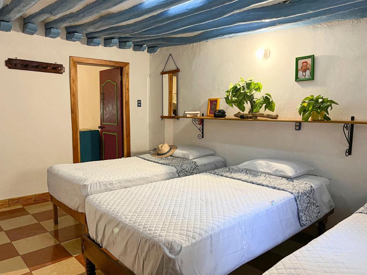 Hostel Candelaria Valladolid  Luaran gambar