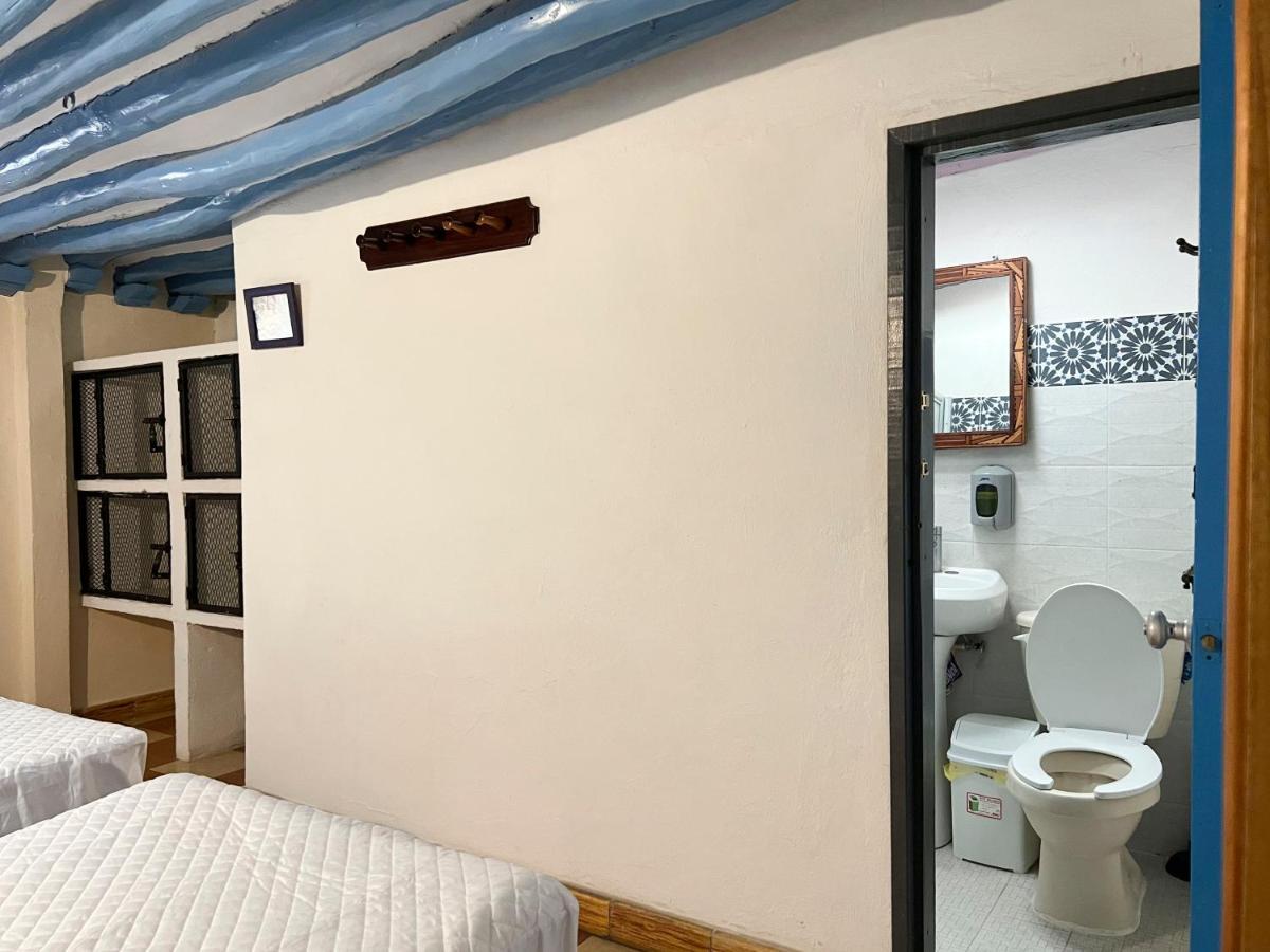 Hostel Candelaria Valladolid  Luaran gambar