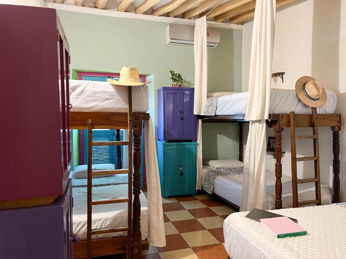 Hostel Candelaria Valladolid  Luaran gambar