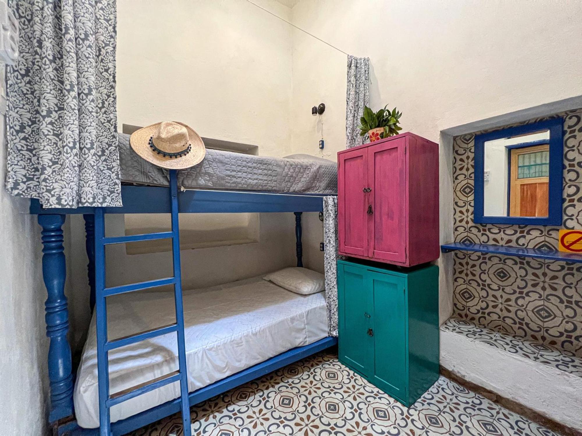 Hostel Candelaria Valladolid  Luaran gambar